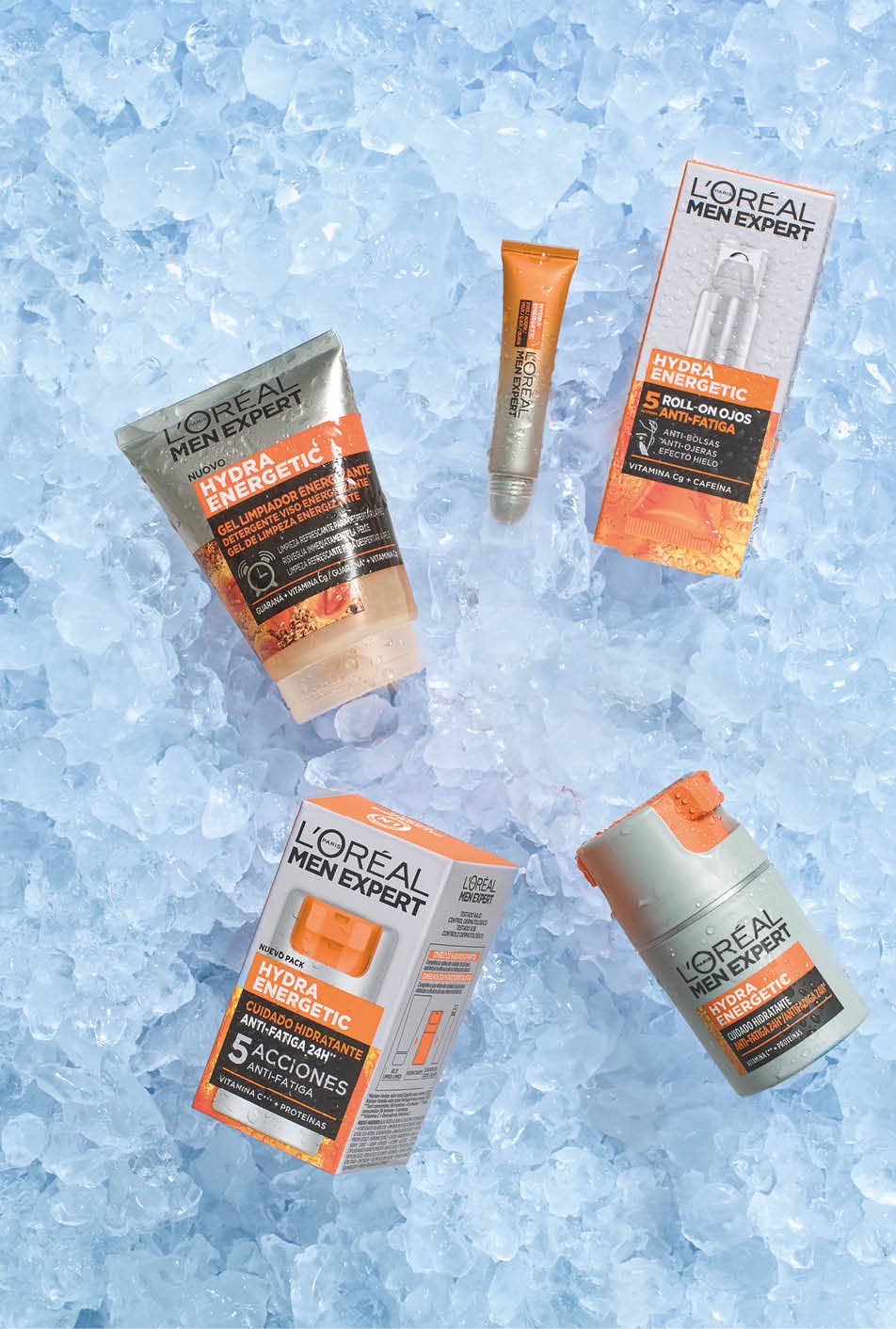 Productos de cuidado facial L'Or al Men Expert Hydra Energetic sobre hielo picado. Descripci n generada con IA