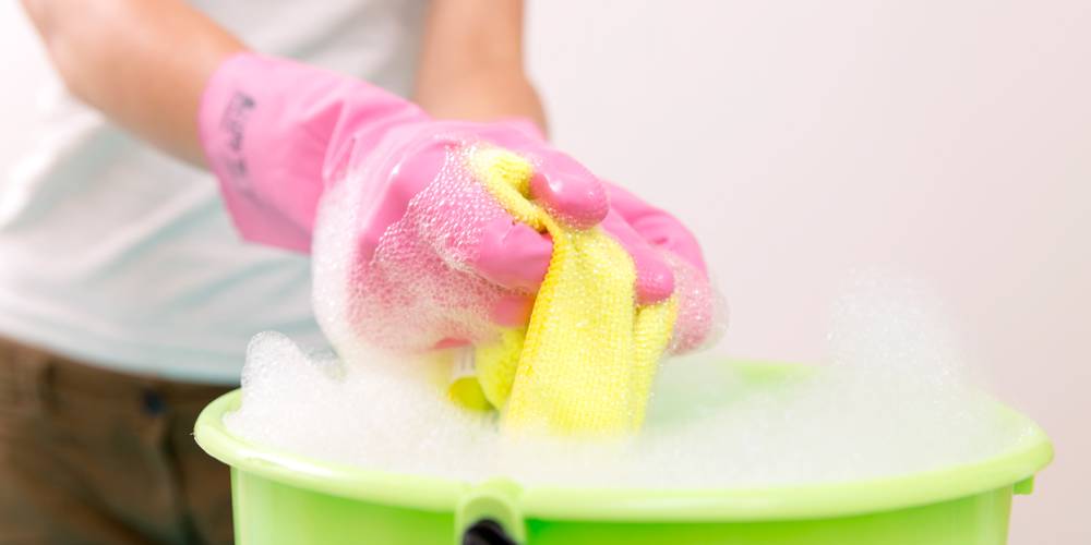Cómo lavar las bayetas de microfibra y quitar el mal olor