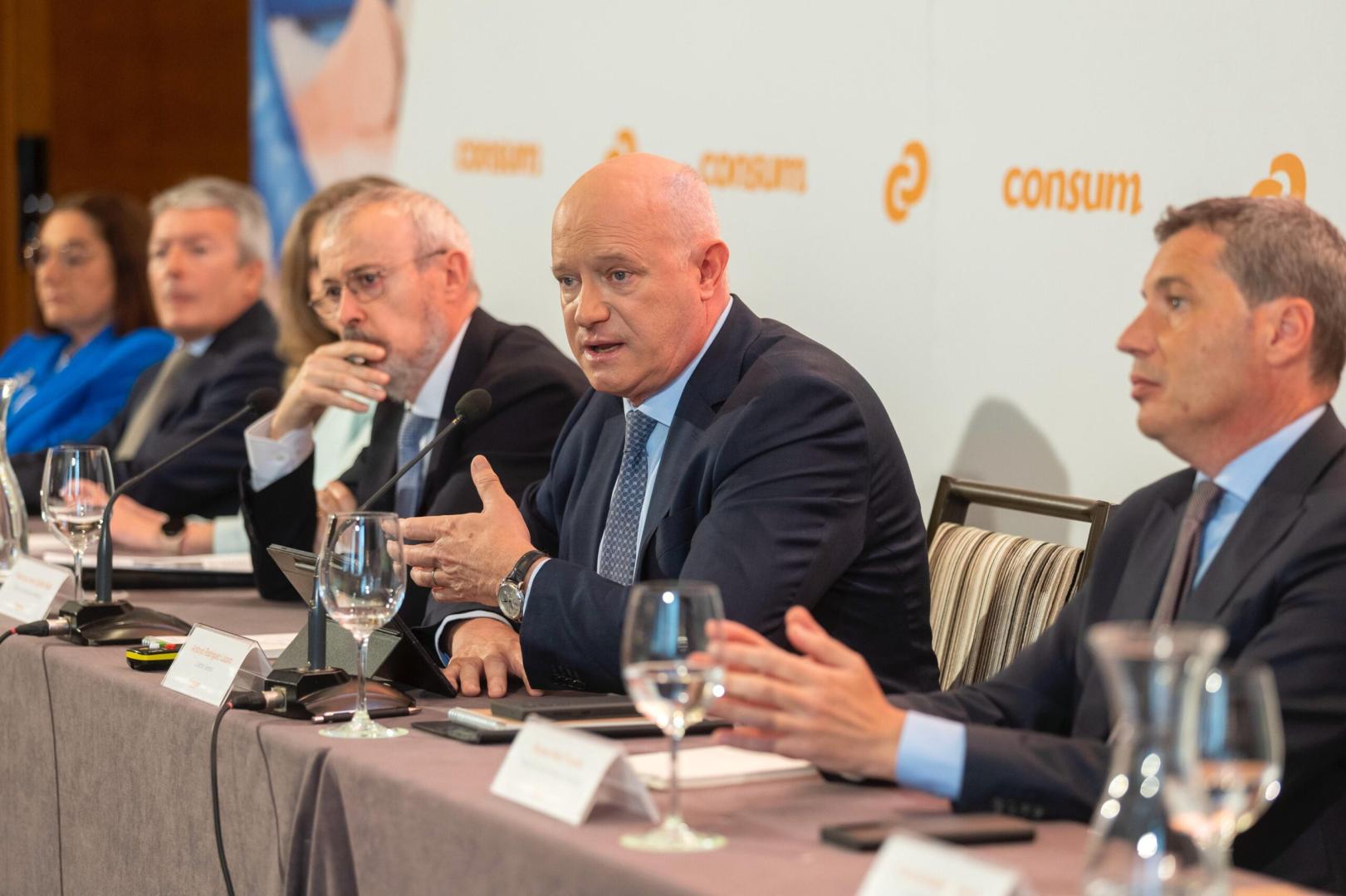 Consum facturó 4.707,3 millones de euros en 2024, un 7,3% más que el año anterior