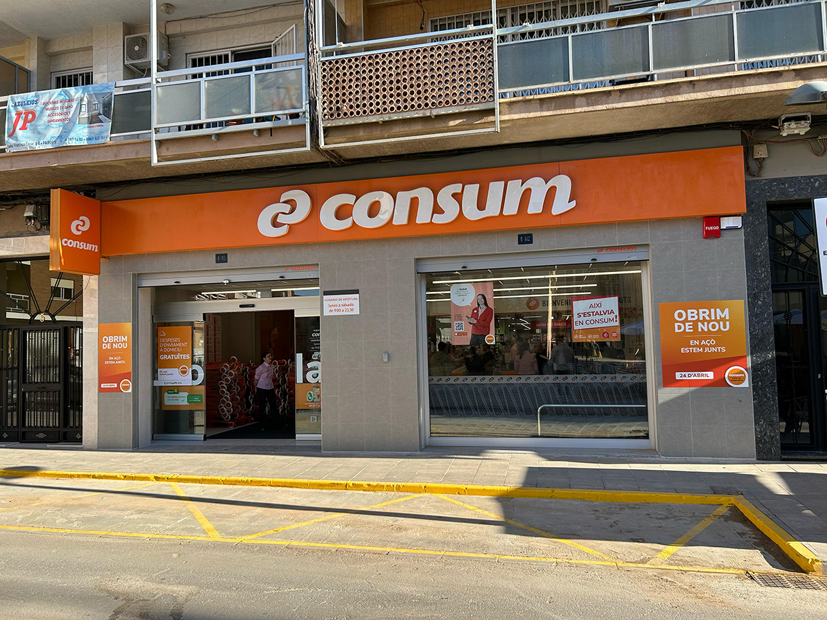 Consum reabre la última de las 3 tiendas afectadas por la dana en Paiporta  