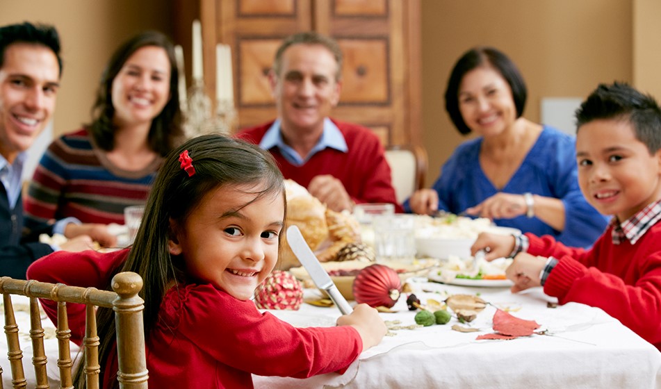 ¿Qué aprendemos comiendo en la mesa? Un invitado muy especial