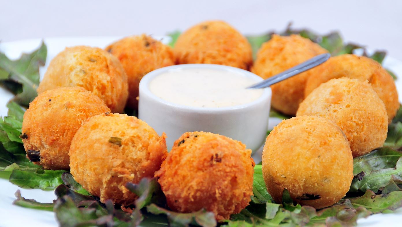 buñuelos yuca