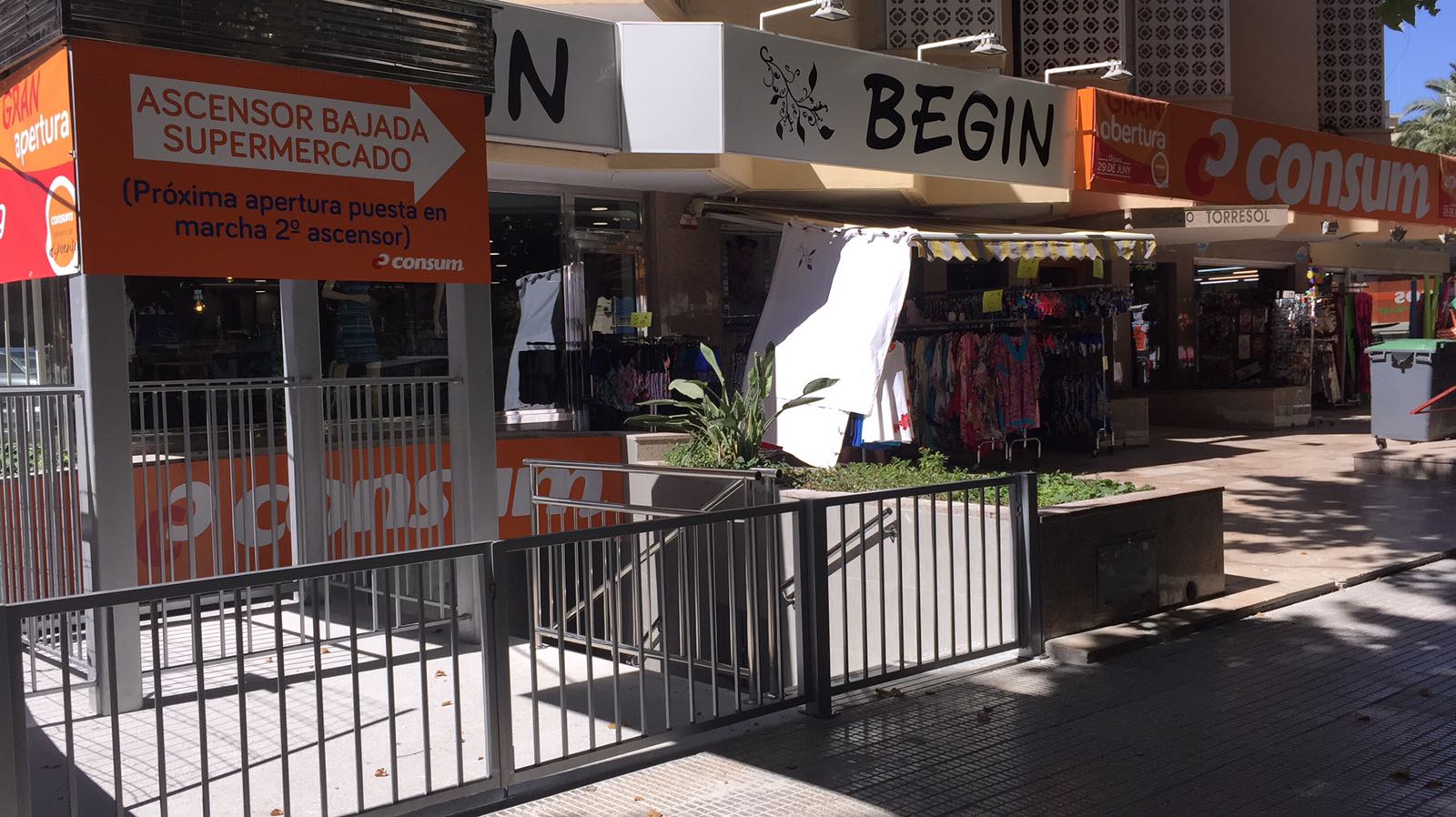 Consum amplía su plantilla en 30 personas con la apertura de un nuevo supermercado en Benidorm