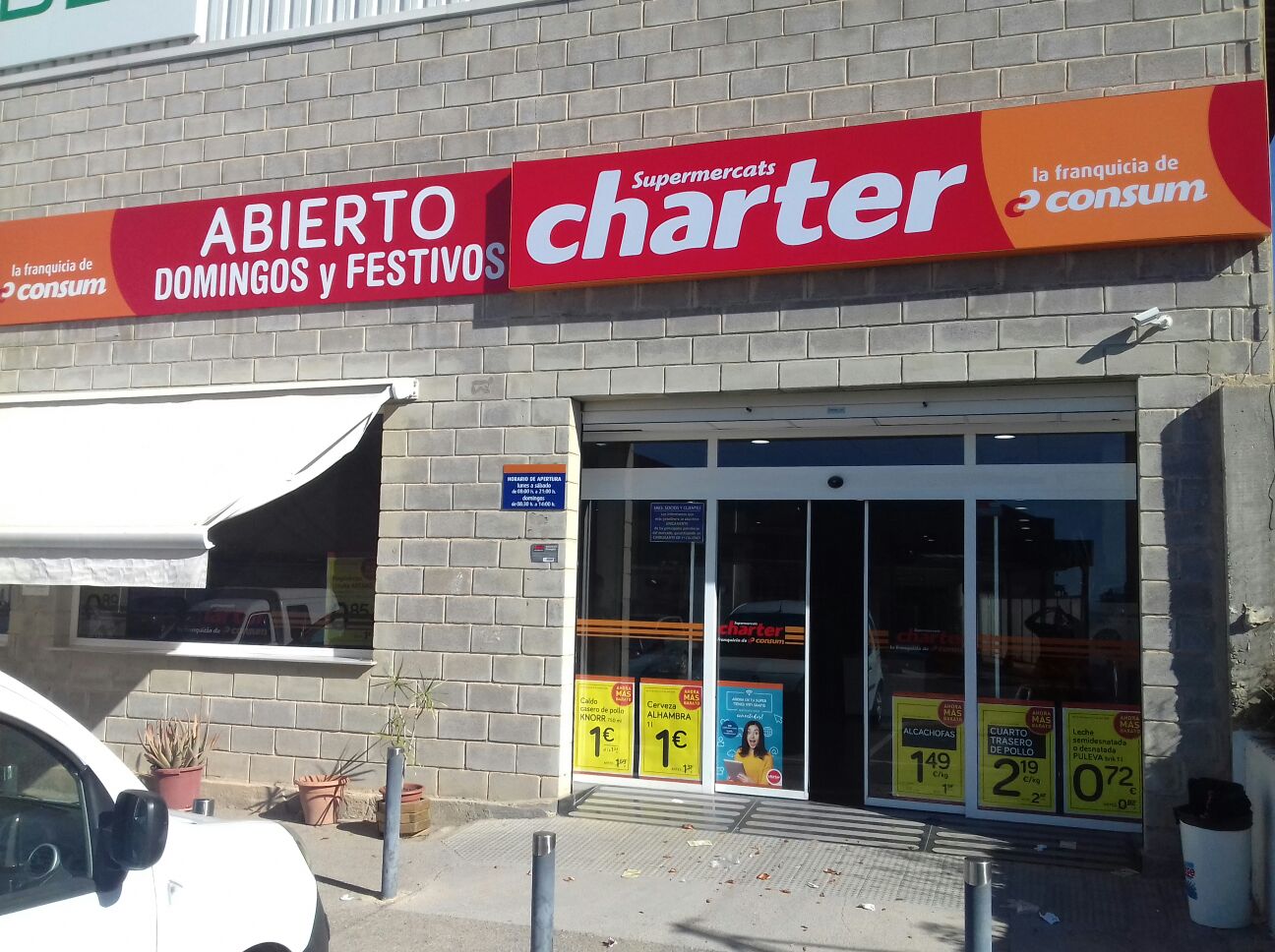 Charter obri el quint supermercat de l’exercici a València Charter obri el quint supermercat de l'exercici a València