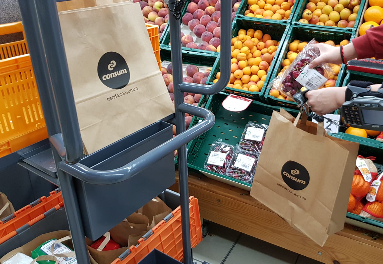 Consum elimina las bolsas de plástico de su tienda online Supermercat online Consum | Fes la compra en Consum!