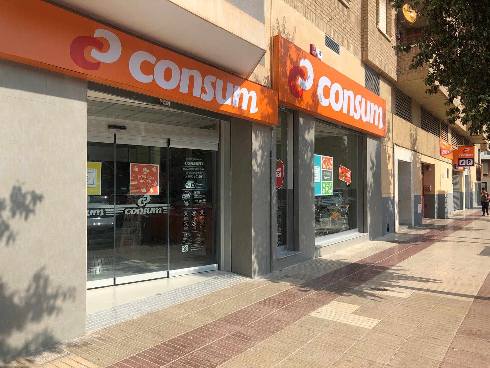 Consum obri a Vila-real el seu sèptim supermercat de l’any amb la creació de 34 llocs de treball Consum obri a Vila-real el seu sèptim supermercat de l’any amb la creació de 34 llocs de treball