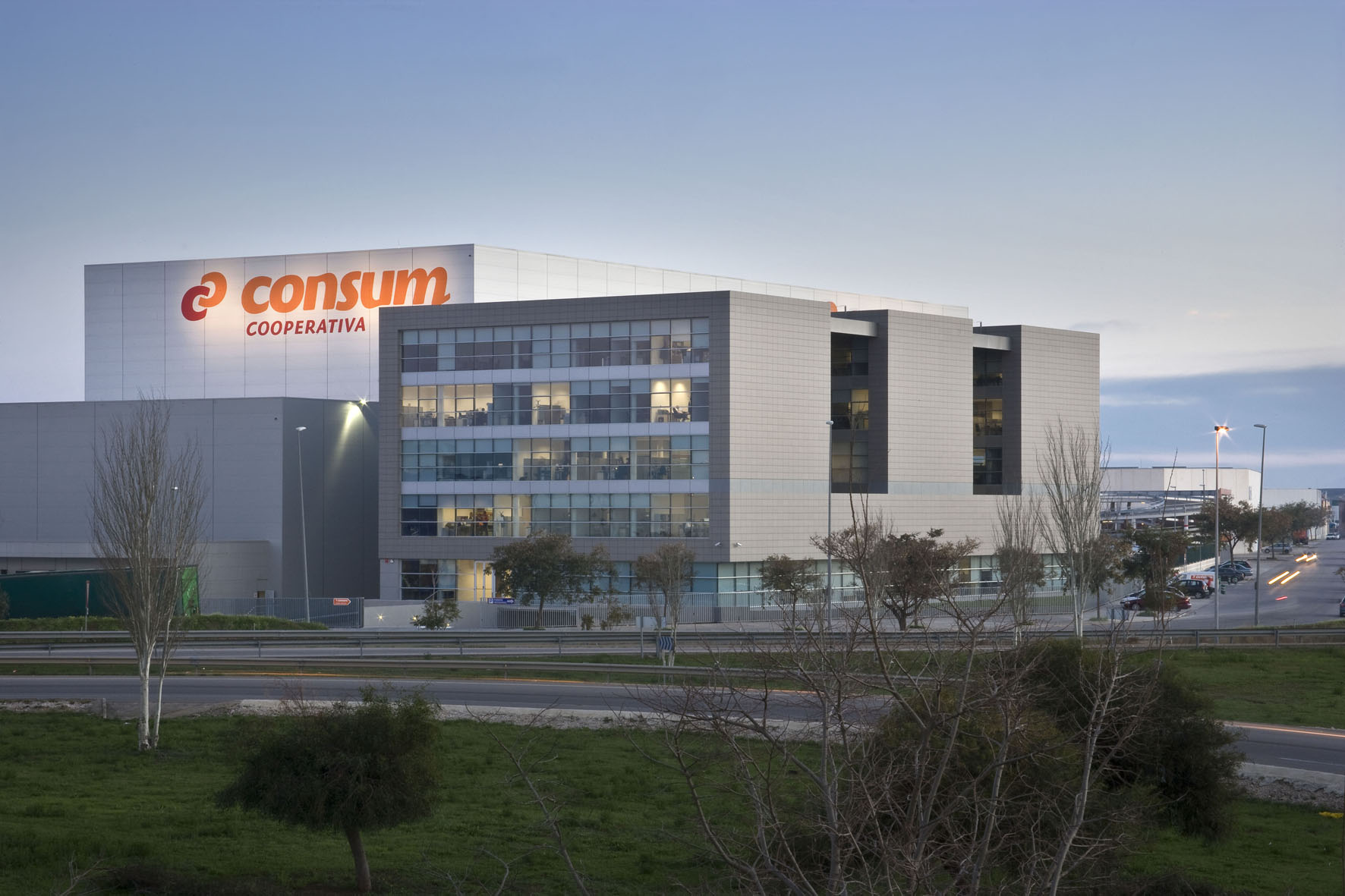 Consum s’unix al Club d’Empreses Responsables i Sostenibles de la Comunitat Valenciana Consum s'unix al Club d'Empreses Responsables i Sostenibles de la Comunitat Valenciana