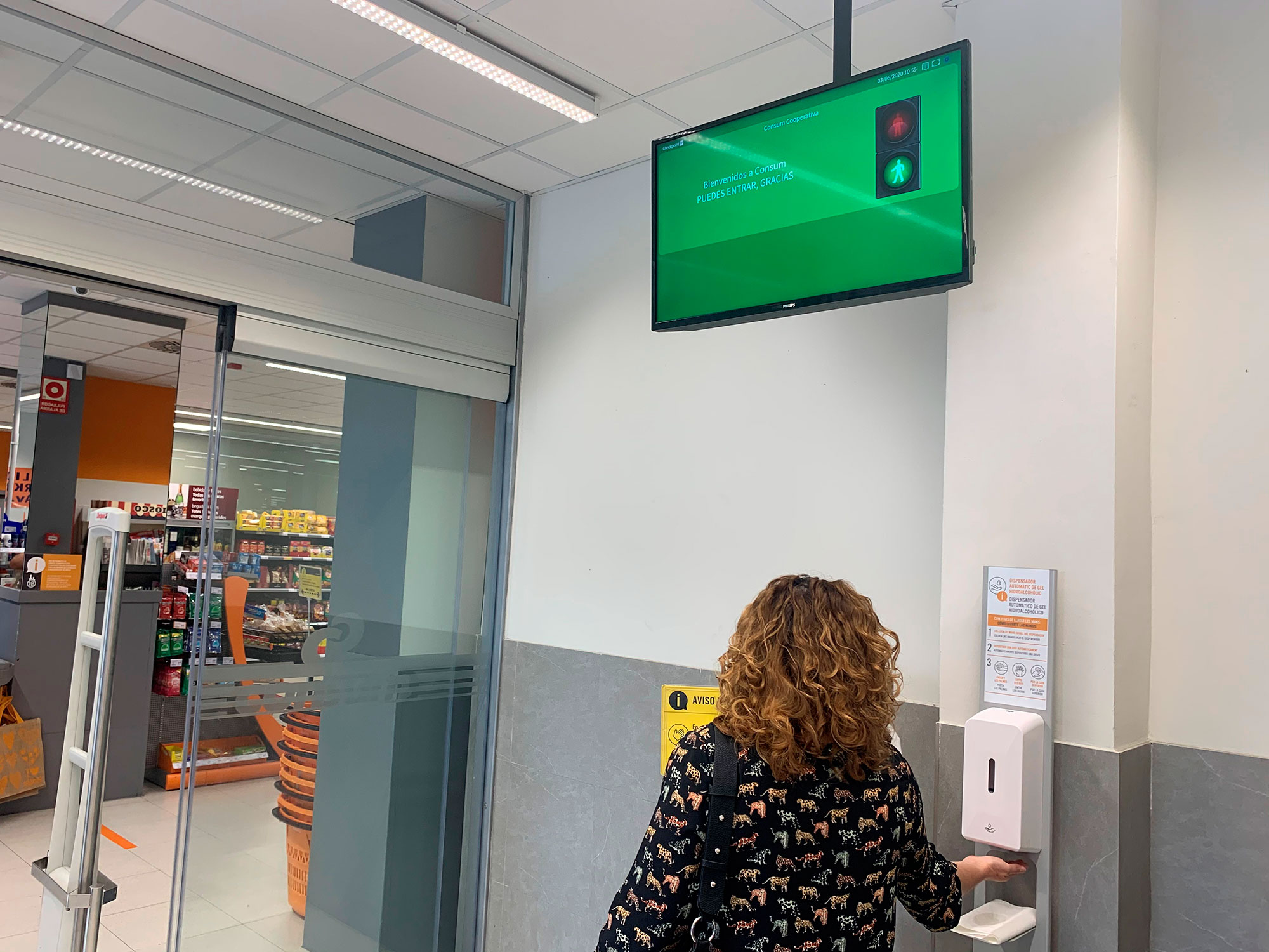 Consum controlarà l’aforament en totes les seues tendes per mitjà d’un sistema digital Consum controlarà l’aforament en totes les seues tendes per mitjà d’un sistema digital