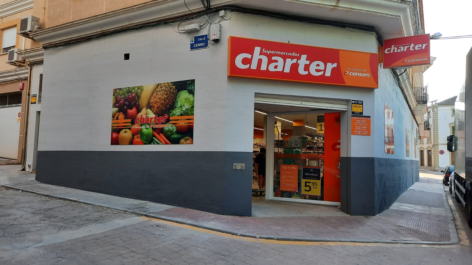 Charter obri un nou supermercat a la província d’Albacete amb el qual suma 30 obertures enguany Charter obri un nou supermercat a la província d'Albacete amb el qual suma 30 obertures enguany